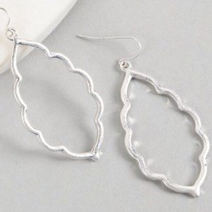 MUST GO SALE ENDS 12/28 Silver Cut Out Earrings